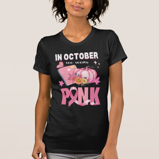 Bära Rosa Ribbon Halloween bröstcancer Bibliotek T Shirt (Framsida)