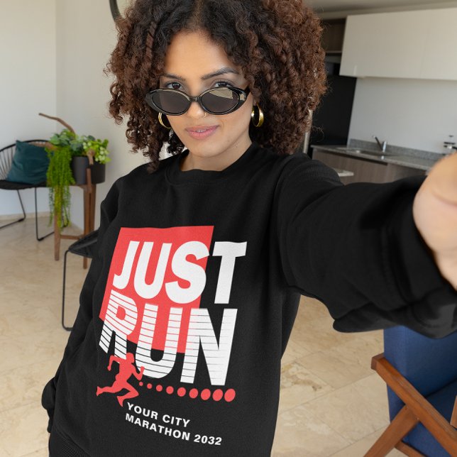 Bara Springa Red Marathon Springer Tävling Kvinnor T Shirt (Just Run Red Marathon Runner Race Women's Dark Sweatshirt)