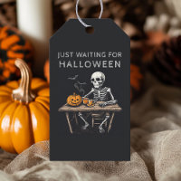 "Bara väntar på halloweenpresentens etiketter | Ro