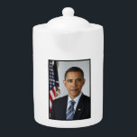 Barack Obama USA:s president Vita Huset Porträtt<br><div class="desc">Barack Obama tjänstgjorde som den 44:e presidenten för FN:s första Porträtt. Hans historia är den amerikanska historien: värden från hjärtlandet, en uppfostran i mitten-klassen i en stark familj, hårt arbete och utbildning som elaken för att komma framåt, och övertygelsen att ett så välsignat liv bör leva i tjänst för andra....</div>