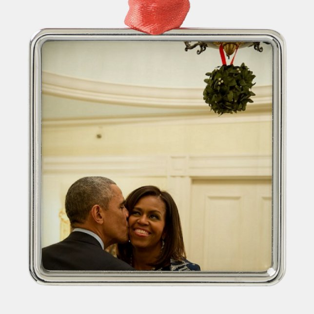 Barack och Michelle Mistletoe - Sq. Ornament (Framsidan)