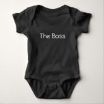 Bäran Chef Cute och Funny Infant Baby T Shirt<br><div class="desc">Din lilla är chef, och det här söta och krångliga baby ett biet låter alla veta det! Den här kroppsdräkten är tillverkad av mjuk och bekväm bomull och är skonsam mot din baby delikat hud. Den lekande "Chef"-utskriften tillför en liten bit humor till din baby-garderob och skapar den perfekt för...</div>