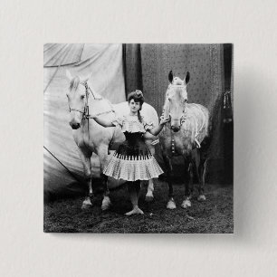 Barbackaa flicka: 1904 knapp