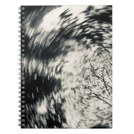 Bärbar abstrakt i svartvitt anteckningsbok