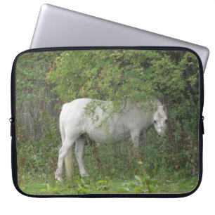 Bärbar Bärbar Bärbar Shy White Horse-förpackning Laptop Sleeve
