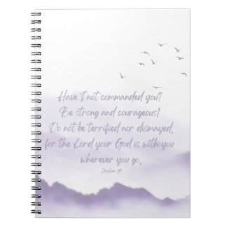 Bärbar dator med lila vattenfärg anteckningsbok