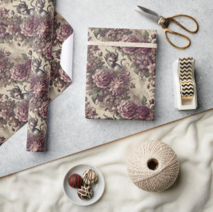 Bärbara plommon - design för den gotiska Blommigte Presentpapper