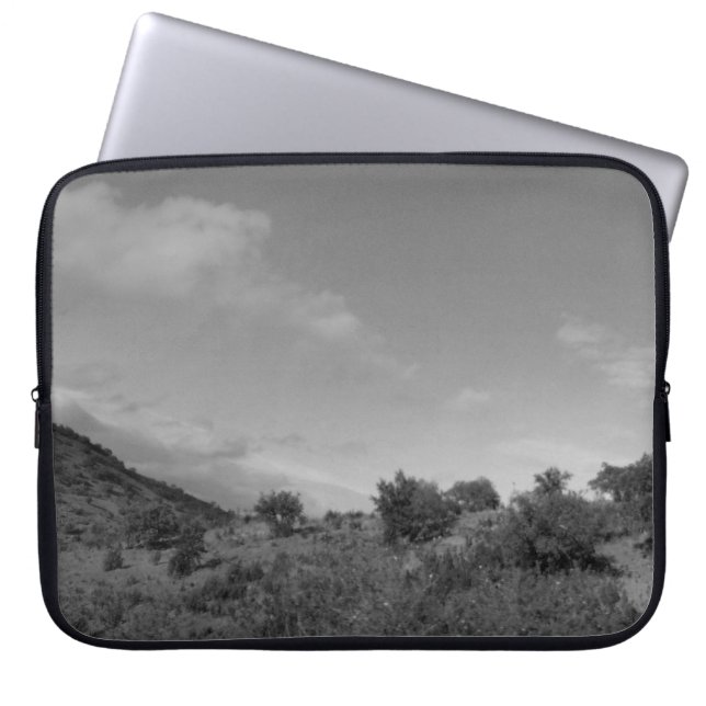 BÄRBARE DATORSKÅP DESIGN LAPTOP FODRAL (Framsidan)