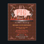 Barbecue BBQ Funny Gris sommar-Födelsedagsfest Inbjudan Vykort<br><div class="desc">BK- eller gris-roastpartikort är perfekt för alla utomhussommar-party-tillfälle, till exempel en födelsedag eller ett bakgårdshuset party med vänner. Konstruktionen visar en rosa gris över en brand med korv på gafflar och ord, "Låt oss Gris ut!" Utformningen omfattar även blommor och en bakgrund som är gjord för att se ut som...</div>