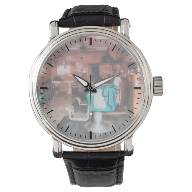 Barber Shop med Grönt Barber-stolar Armbandsur (Framsida)