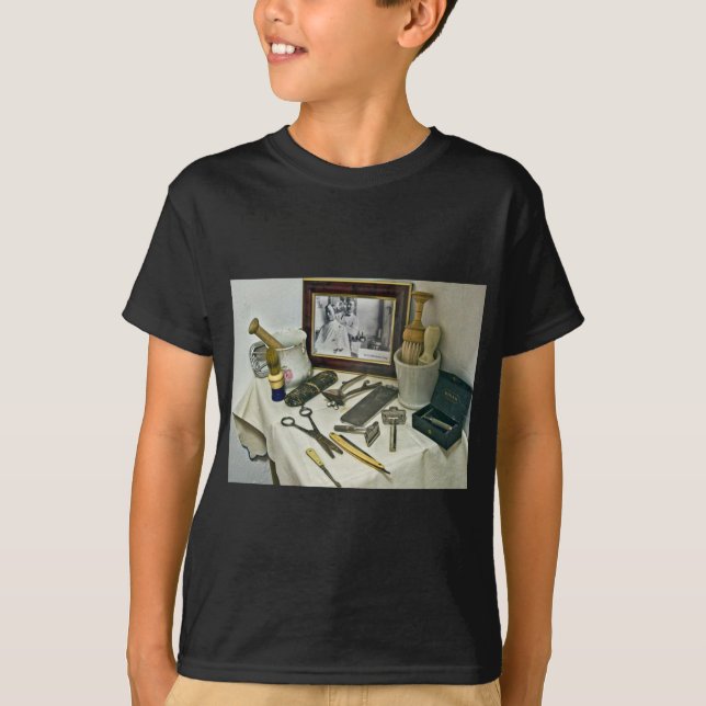 Barber Shop T Shirt (Framsida)