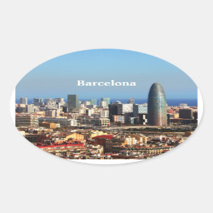 Barcelona cityscape ovalt klistermärke