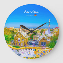 Barcelona, Spanien - Park Guell Gaudi Mosaic Stor Klocka