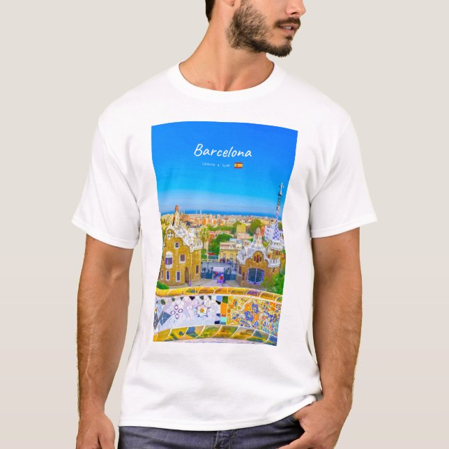 Barcelona, Spanien - Park Guell Gaudi Mosaic T Shirt (Framsida)