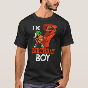 Bards 7-åriga basketbollsdabbing i 7:e t shirt