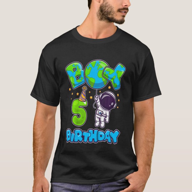 Bards Boy 5th Birthday Birthday Astronaut Boy 5 Ye T Shirt (Framsida)