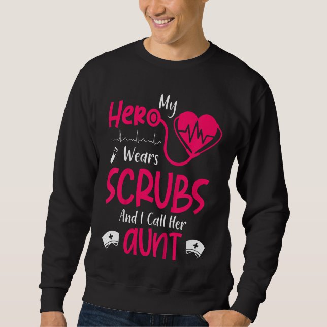 Bards My Hero Wears Scrubs jag kallar hennes Moste Lång Ärmad Tröja (Framsida)