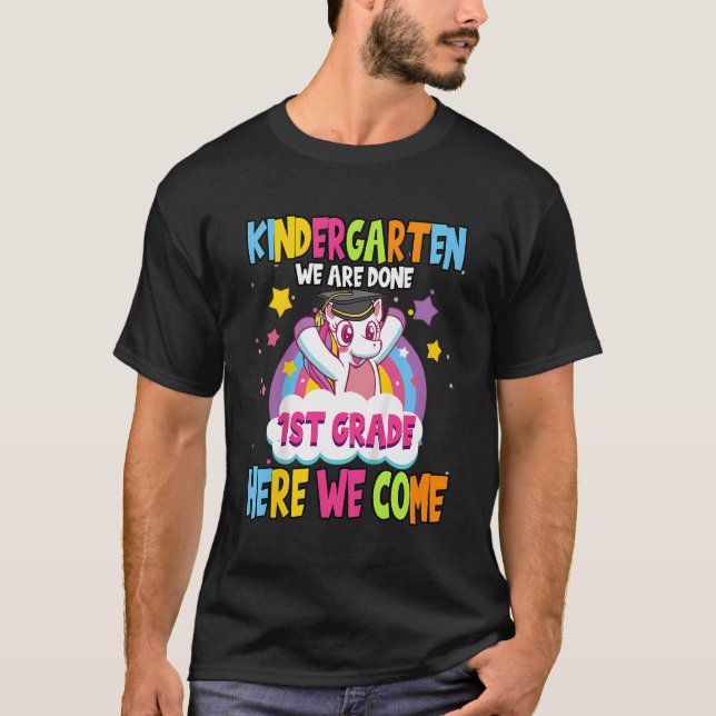 Bards underbara Kindergarten Vi är klara 1:e Klass T Shirt (Framsida)