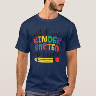 Bards vaktar ut Kindergarten här i Kom Girls Kind T Shirt