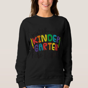 Bards vaktar ut Kindergarten här i Kom Girls Kind T Shirt