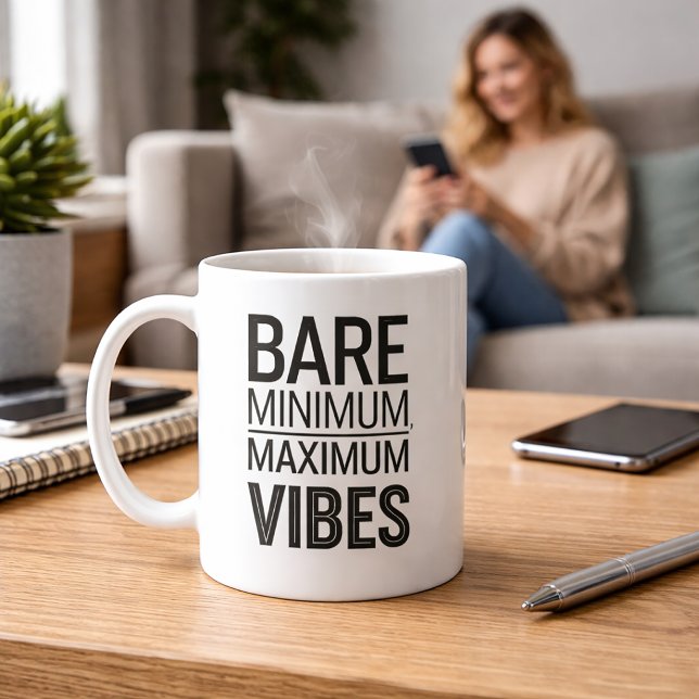 Bare Minimum Maximum Vibes Funny Mug Kaffemugg (Skapare uppladdad)