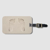 Barefoot Prints i Beach Sand