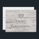 Bärgade svenskar är min Groomsman Frieri kort<br><div class="desc">Carved Sweethearts Rustic Birch Wood med Åldras Grått & Benvita Birch Träd Bark Design, och ett plågat patinasjöt utseende. Den regenererade lummerkonstruktionen har parets initialer som är inkapslad i hjärtformen i träd. Dessutom kan du använda tryckt typografi land chic typsnitt, tillsammans med ett handskriftsteckensnitt för elegant vintage. Utformningen är perfekt...</div>