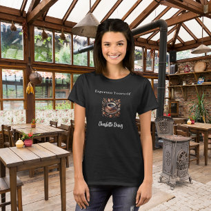 Barista svartbruna kaffebönor i kopp namn t shirt