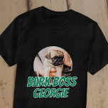 Bark Chef Pet Hund Photo Modern Simple Coola T Shirt<br><div class="desc">Utformningen är enkel med en enkel bakgrund i färg och sans serif-typografi för ett superhjälte-utseende.</div>
