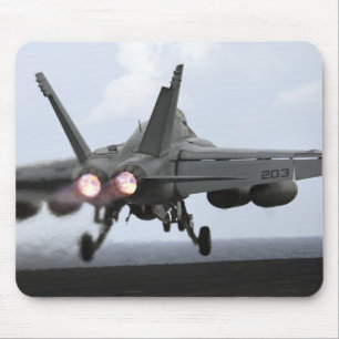 Barkasser för en bålgeting för F/A-18E toppna Musmatta