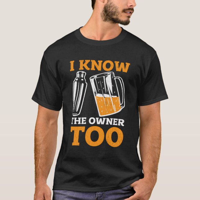 Barkeeper Bartender Roligt I vet vem som äger Bart T Shirt (Framsida)