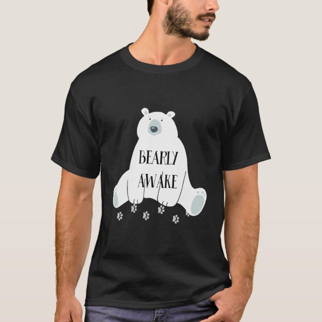 Barly Aake Cute Funny Sömnig Bear Sleft Natt T Shirt (Framsida)
