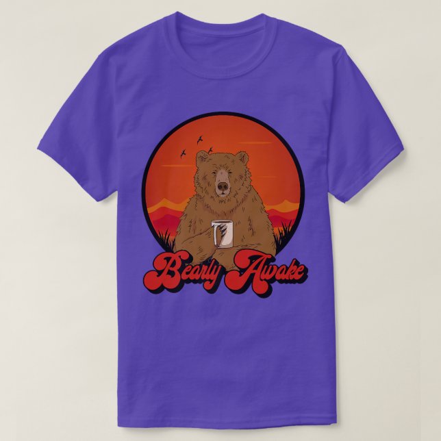 Barly Aake - Lårfärdigt Bear Coffee Drinker Premiu T Shirt (Design framsida)