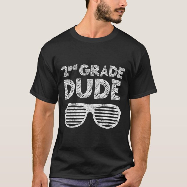 Barn 2:a klass kille andra klass Byck till skolan  T Shirt (Framsida)