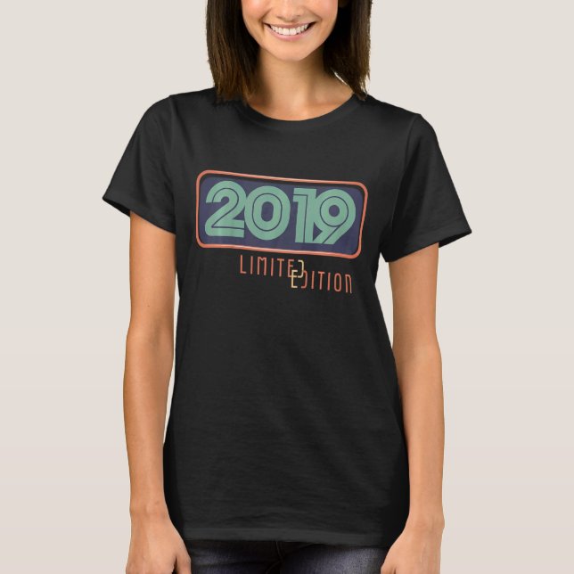 Barn 3:e födelsedagstjejen 3 år 2019 Gift 1 T Shirt (Framsida)