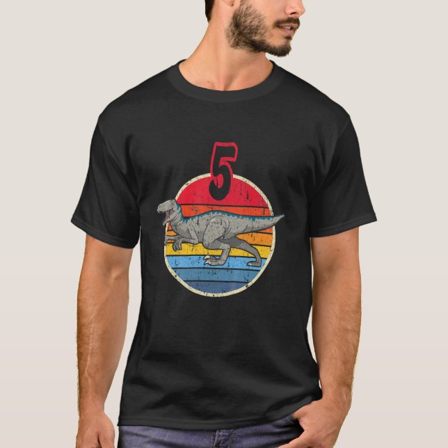 Barn 5:e födelsedagen I Velociraptor Mongoliensis  T Shirt (Framsida)