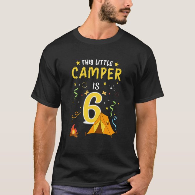 Barn 6 år gamla Camper Kids 6e Birthday Camping C T Shirt (Framsida)