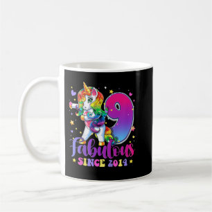 Barn 9 år gamla gifts-flickor Tonåring att sjunka Kaffemugg