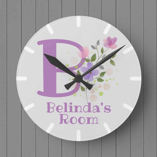 Barn Bedroom Clock Design med Namn & Initial Rund Klocka (Skapare uppladdad)