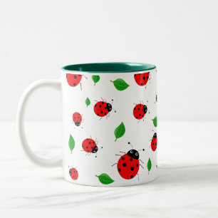 Barn Cute Red ladybug och lämna av grönt på överto Två-Tonad Mugg