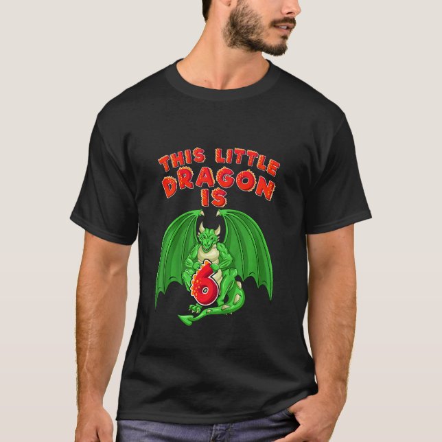 Barn Den här lilla draken är 6 drakdagar 6e T Shirt (Framsida)