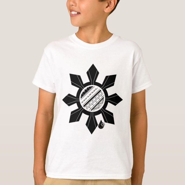 Barn’ Filipino Tribal Sol T-shirt (Framsida)
