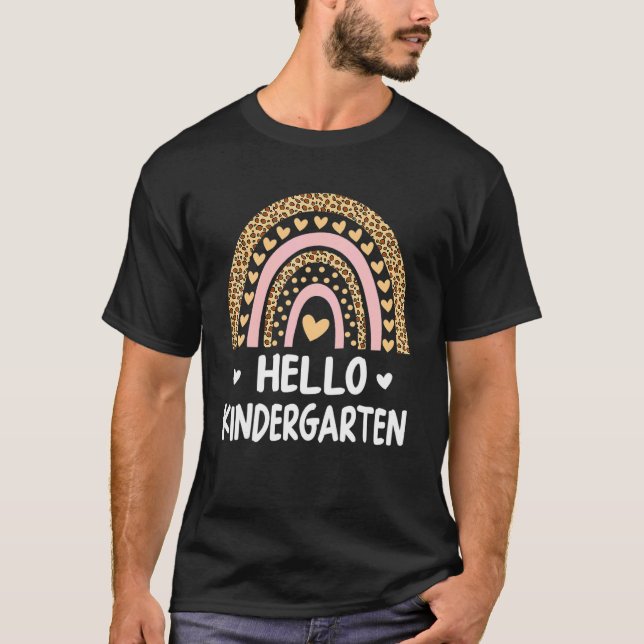 Barn Hej Kindergarten Retro Leopard Rainbow för ba T Shirt (Framsida)