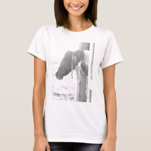 Barn Horse/Black and White Photography T-shirt