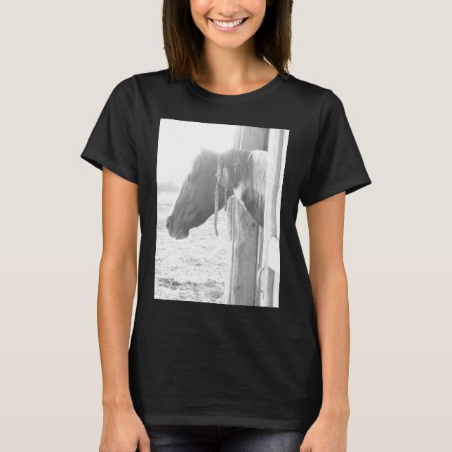 Barn Horse/Black and White Photography Tee Shirt (Framsida)