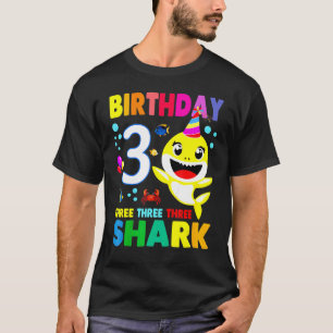 Barn i dagsljus Hajar 3:e flickan 3:e året ut T Shirt