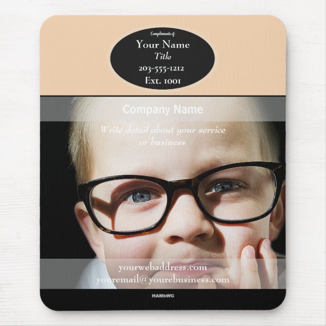 Barn i glasögonFrämjande musknapp - HAMbyWG Musmatta (Framsidan)