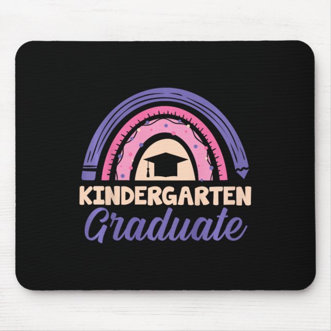 Barn i Kindergarten Studenten förra dagen i skolan Musmatta (Framsidan)
