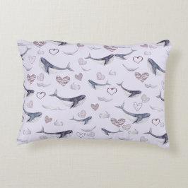 Barn i Mönster med kutkvalar, moln&hjärter Prydnadskudde