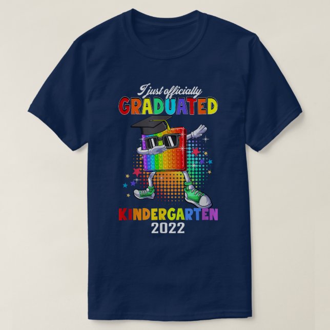 Barn I officiellt utbildad Kindergarten Graduatio T Shirt (Design framsida)